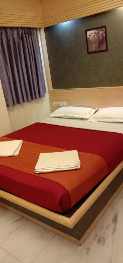 Hotel Aston Колката Екстер'єр фото