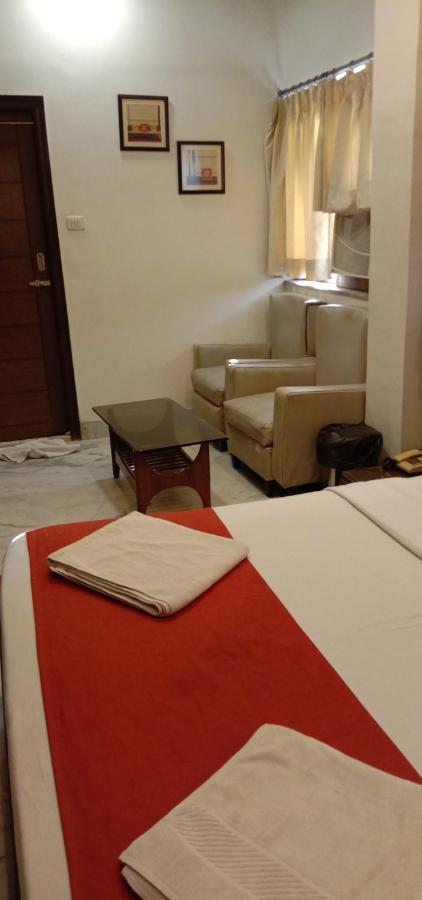 Hotel Aston Колката Екстер'єр фото