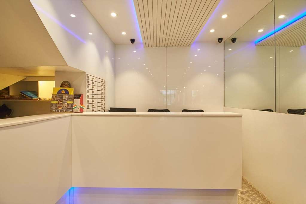 Hotel Aston Колката Інтер'єр фото